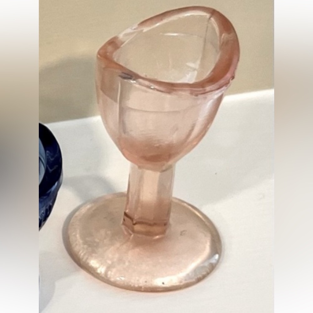 Vintage Pink Glass Eye Cup Goblet Style Approx 3” Tall